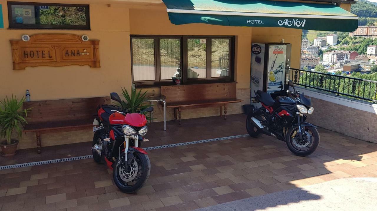 Hotel Ana Cangas De Narcea Esterno foto
