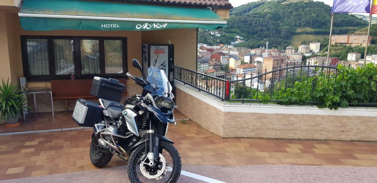 Hotel Ana Cangas De Narcea Esterno foto