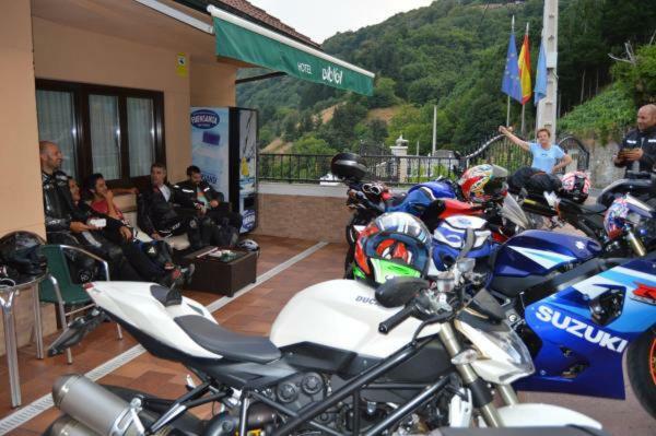 Hotel Ana Cangas De Narcea Esterno foto