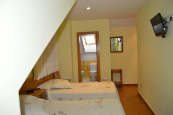 Hotel Ana Cangas De Narcea Esterno foto