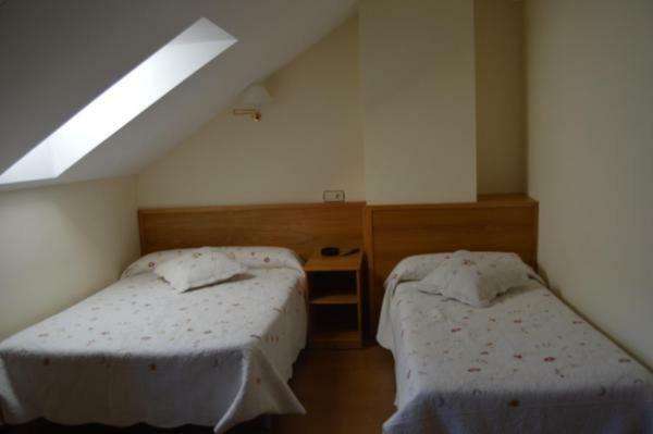 Hotel Ana Cangas De Narcea Esterno foto